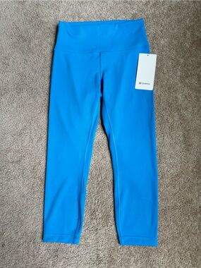 💙 lululemon Wunder Train HR Crop 23” 💙 Size 8